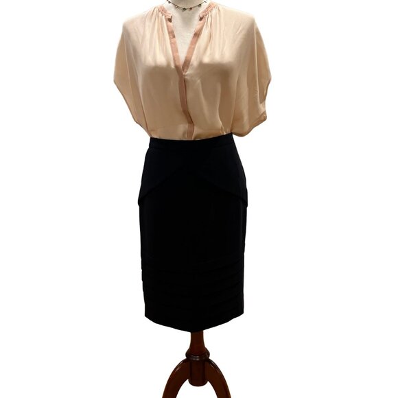 The Fold's Pleated Pencil Skirt in Black Size US 8 - UK 12 - Picture 13 of 16